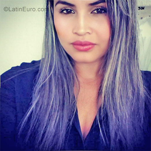 Date this exotic Colombia girl Jenny from Pereira CO20226