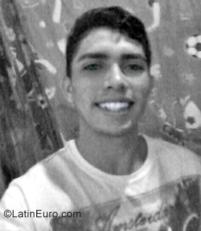 Date this fun Brazil man Kevin from Sobral BR9931