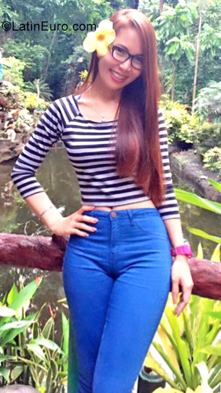 Date this passionate Philippines girl Lei from Manila/ Dhahran, Saudi Arabia PH953