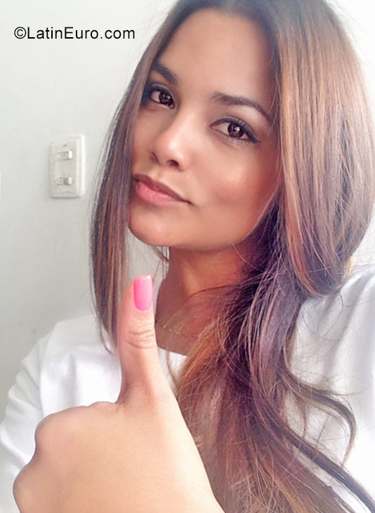 Date this georgeous Colombia girl Cristina from Medellin CO21133