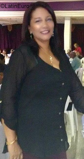 Date this lovely Colombia girl Leo from Barrancabermeja CO21169