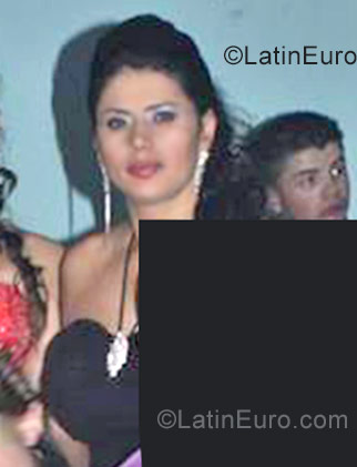 Date this sultry Colombia girl Mary from Medellin CO21181