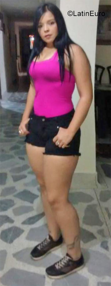 Date this hard body Colombia girl Maritza from Medellin CO21293