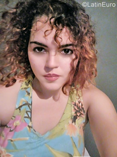 Date this stunning Brazil girl Maria from Manaus BR10043
