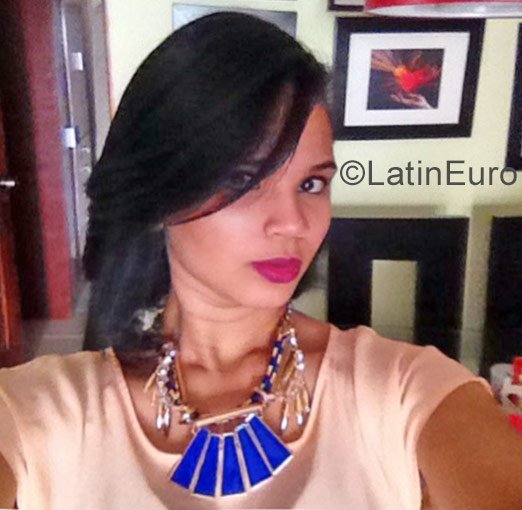 Date this sultry Dominican Republic girl Virginia santos from Santo Domingo DO28898