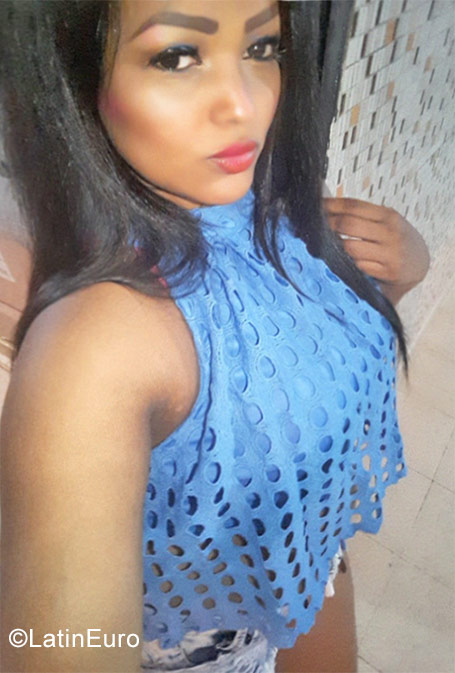 Date this stunning Panama girl Mayra from Panama City PA1068
