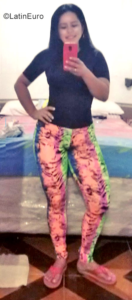 Date this lovely Brazil girl Lucilene from codajas BR10062