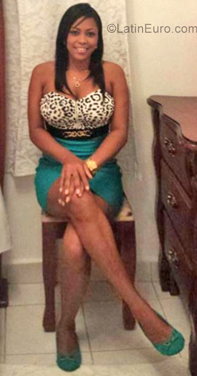 Date this tall Dominican Republic girl Sarah from Puerto Plata DO29102