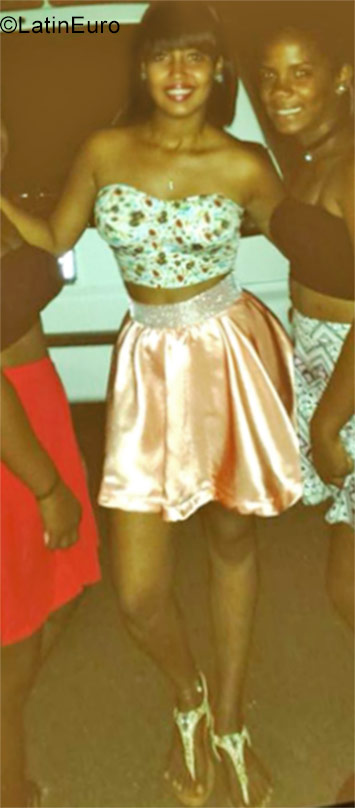 Date this sultry Dominican Republic girl Yenifer from Santiago DO29246