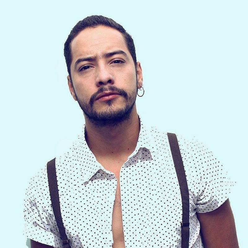 Date this delightful Colombia man Julian Betancou from Bogota CO21800
