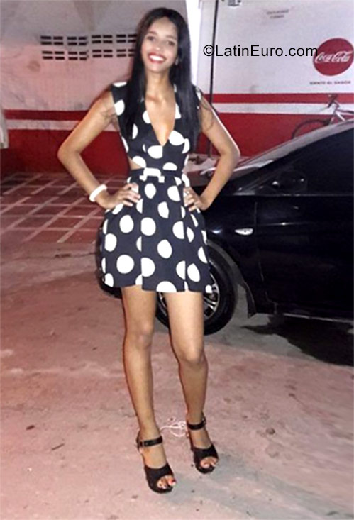 Date this exotic Colombia girl Kelly from Barranquilla CO23314