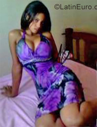Date this exotic Dominican Republic girl Jennifer from Santo Domingo DO29337
