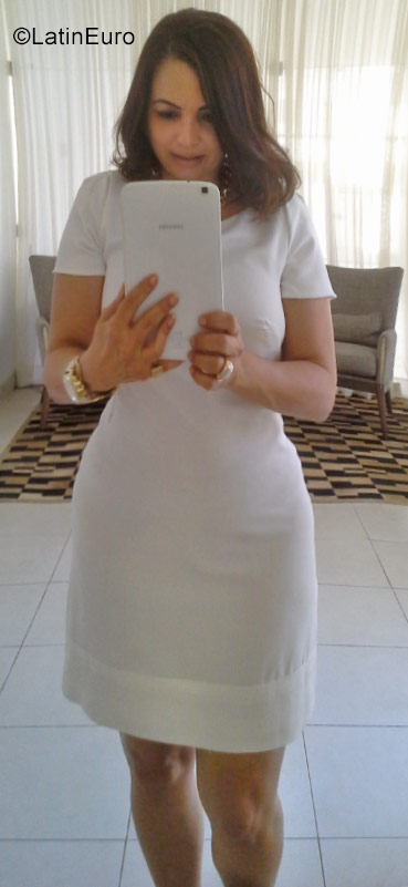 Date this georgeous Brazil girl Katia from Salvador BR10109