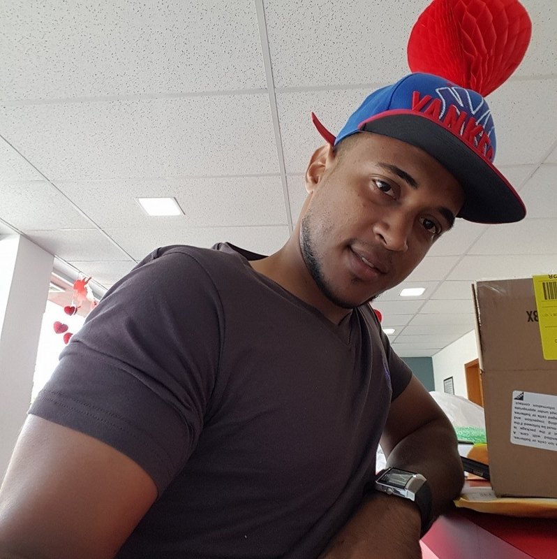 Date this tall United States man Jeovanny from Miami US18304