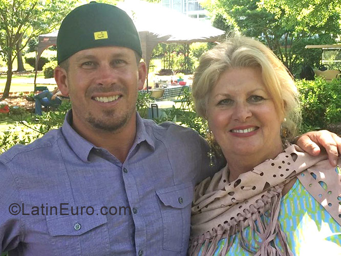 Date this voluptuous United States man Ray from Atlanta US18312