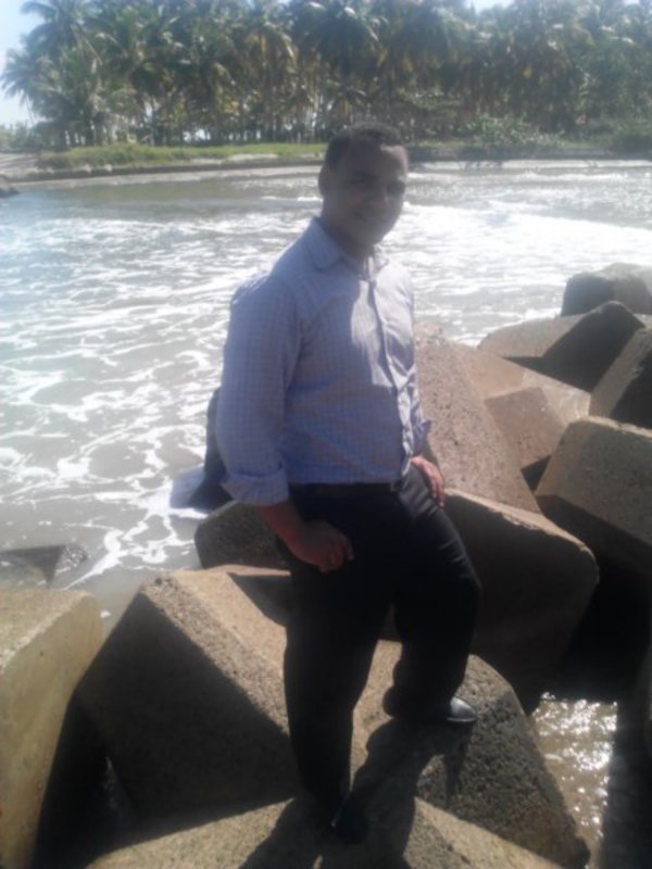 Date this athletic Dominican Republic man Francisco from Santiago DO29546