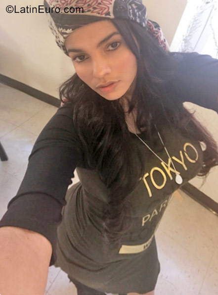 Date this passionate Dominican Republic girl Ysabela from San Francisco De Macoris DO29615