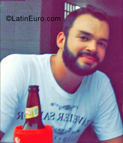 Date this pretty Brazil man Fernando from Belo Horizonte BR10149