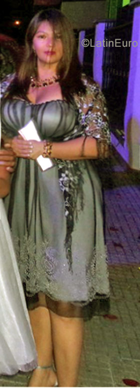 Date this young Colombia girl Marta from Medellin CO22028