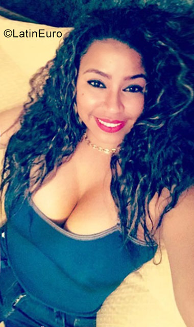 Date this charming Spain girl Eilin from Barcelona ES380