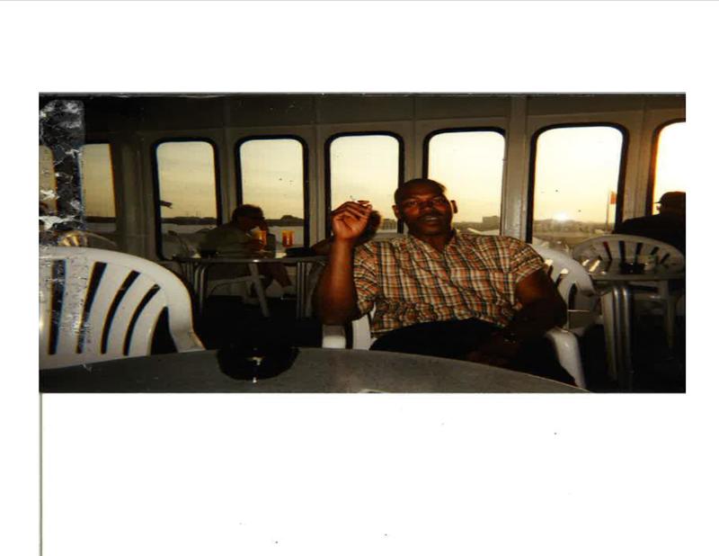 Date this nice looking United States man Shannon from Springhill US18469