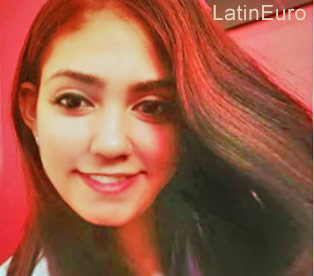 Date this athletic Dominican Republic girl Elizabeth from Santo Domingo DO29880