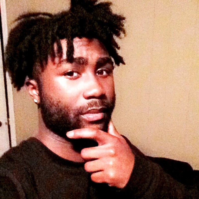 Date this charming United States man Isaish from Concord US18531