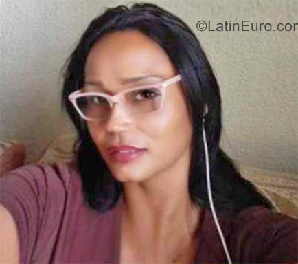 Date this delightful Colombia girl Ingrid from Cali CO22163