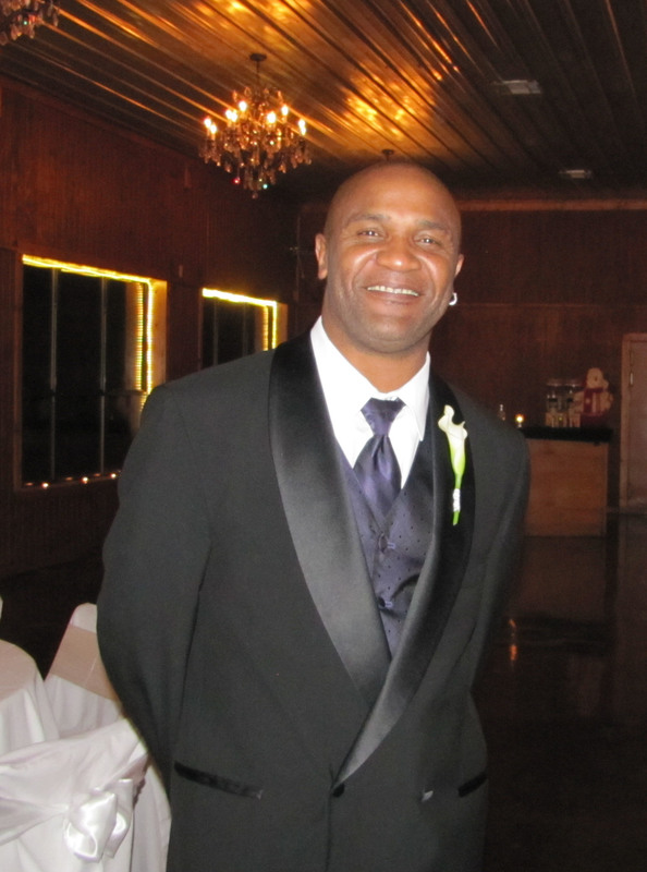 Date this hard body United States man Artisanx from Leander US18597