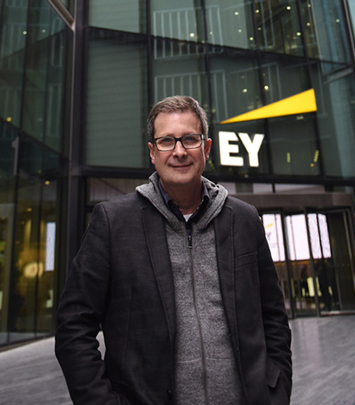 Date this nice looking Canada man Andereo from Montreal CA761