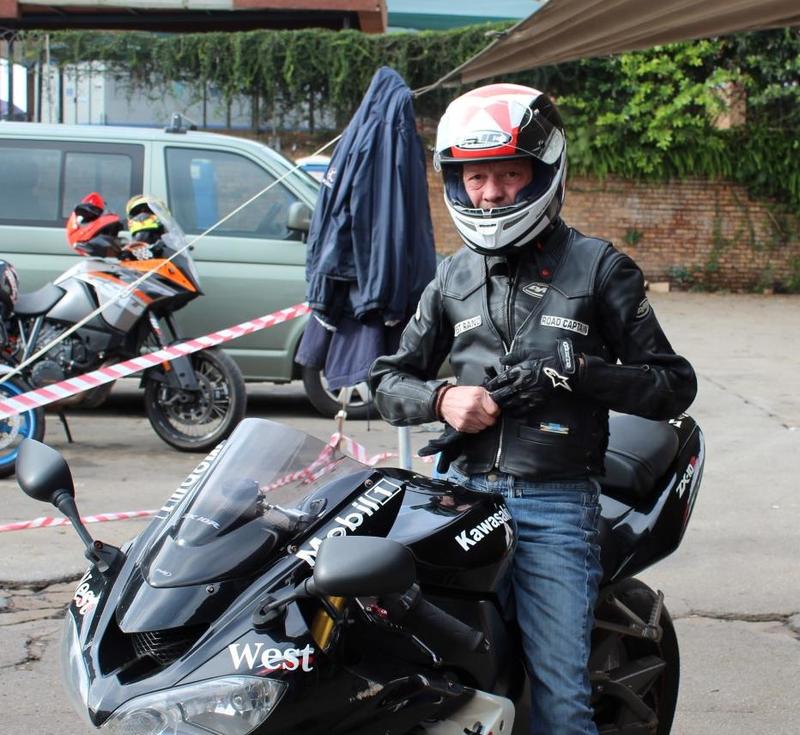 Date this foxy Italy man Max3000 from Bologna IT292