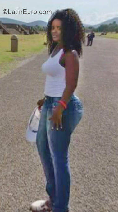 Date this fun Colombia girl Rubi from Cali CO22346