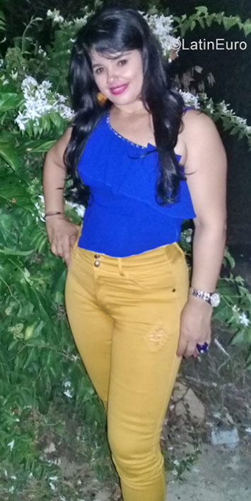 Date this cute Colombia girl Maria from Valledupar CO22416