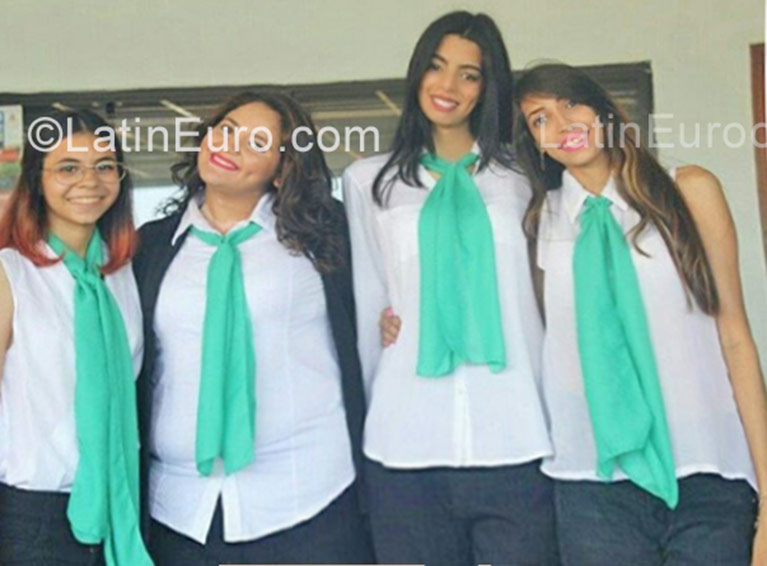 Date this exotic Venezuela girl Solangel from Maracaibo VE991