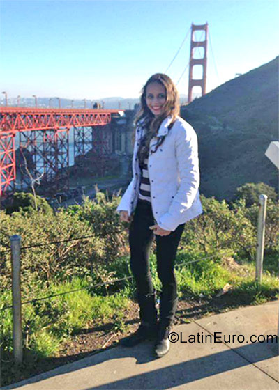 Date this foxy United States girl Jaiane from Richmond US18725