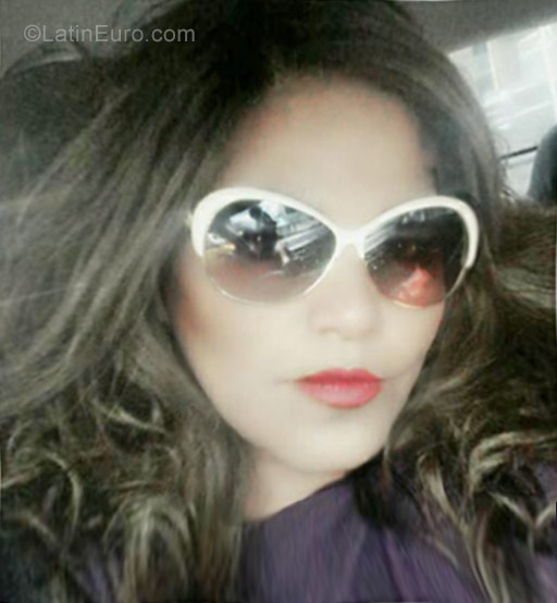 Date this pretty Ecuador girl Samy from Quito EC216