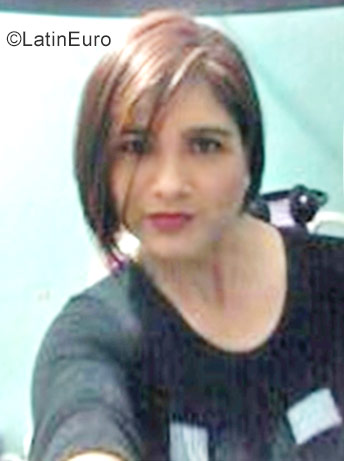 Date this lovely Colombia girl Sales from Cartagena CO22534