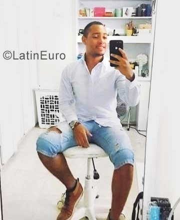Date this cute Colombia man David from Cali CO22603