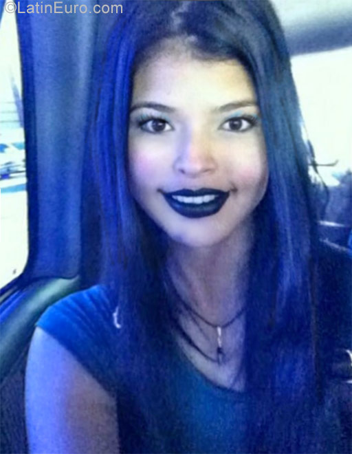 Date this exotic Venezuela girl Mariam from Maracaibo VE1039