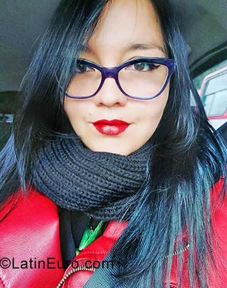 Date this athletic Colombia girl Alejandra from Bogota CO22631