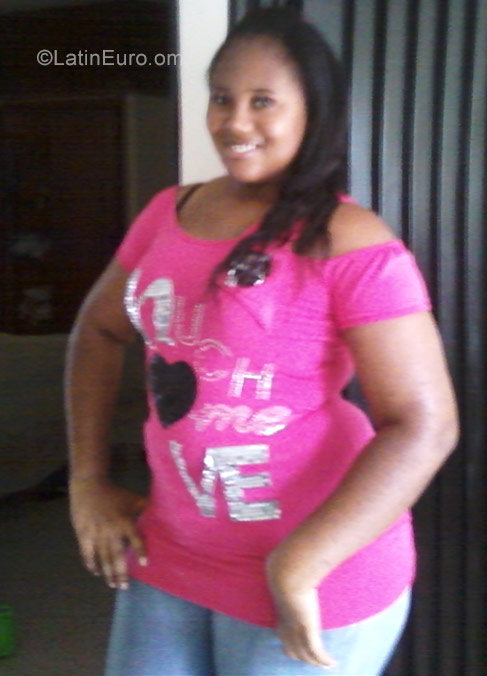 Date this passionate Colombia girl Claudia from Cali CO22676