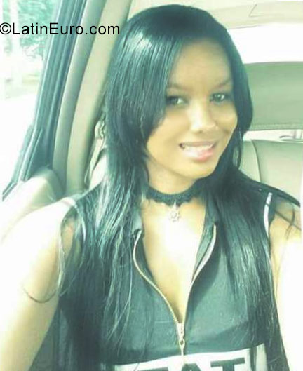 Date this exotic Dominican Republic girl Jenifer from Santo Domingo DO30799