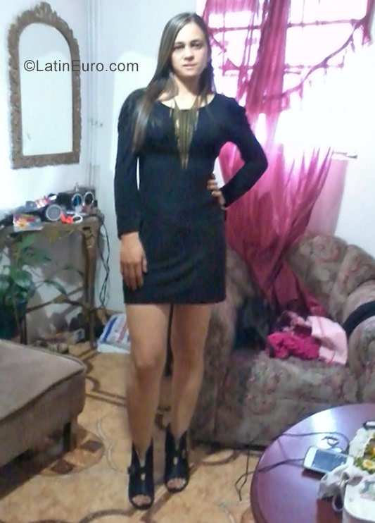 Date this cute Colombia girl Francie from Medellin CO22821