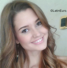 Date this sensual Venezuela girl Valeria from Caracas VE1148