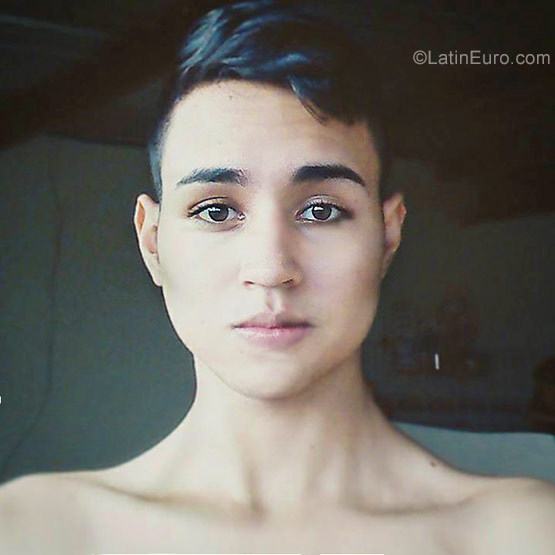 Date this funny Colombia man Gummi from Cali CO22938