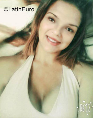 Date this happy Venezuela girl Fanny from Aragua VE1200