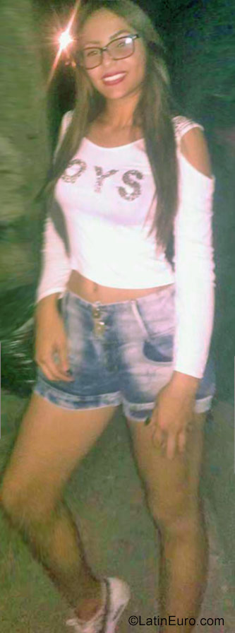 Date this young Venezuela girl Yulied from La Victoria VE1228