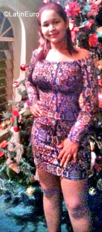 Date this happy Venezuela girl Mirley from Guanare VE1237