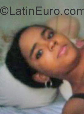 Date this gorgeous Colombia girl Vanessa from Cali CO23453