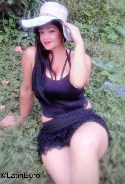Date this delightful Colombia girl Maria from Bogota CO23107